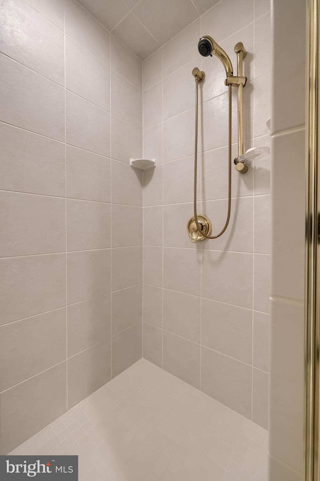 BENT CREEK - Residential