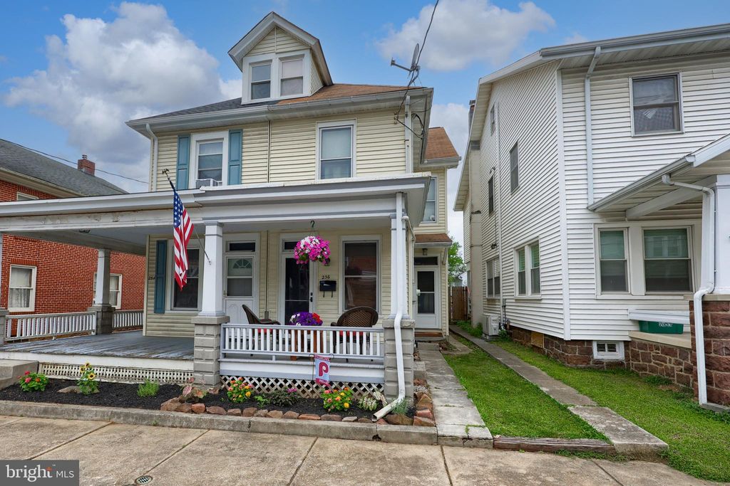 Photo of 256 Church Avenue, EPHRATA, PA 17522 (MLS # PALA2073998)
