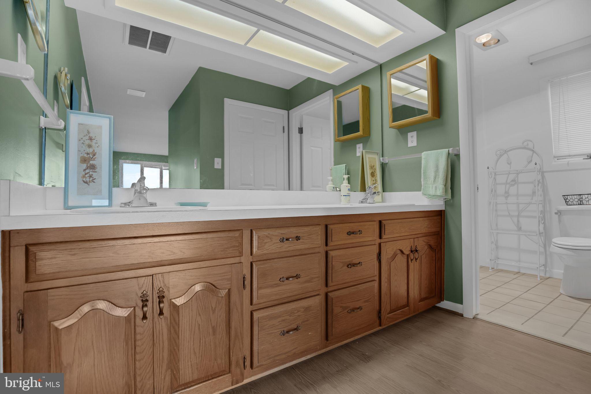 RIVERSIDE - Residential