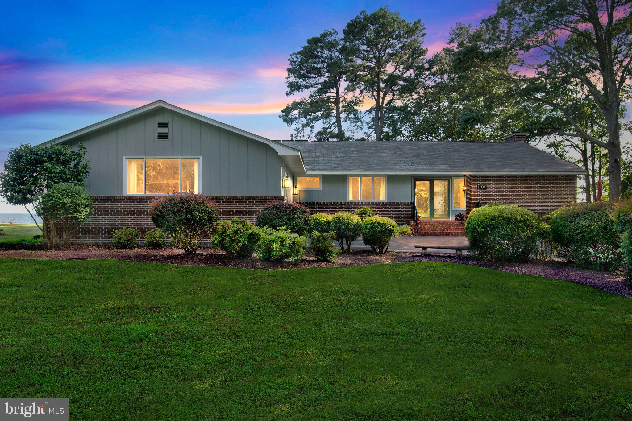 RIVERSIDE - Residential