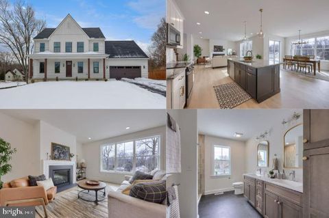 308 MEADIA AVENUE LANCASTER PA 17602