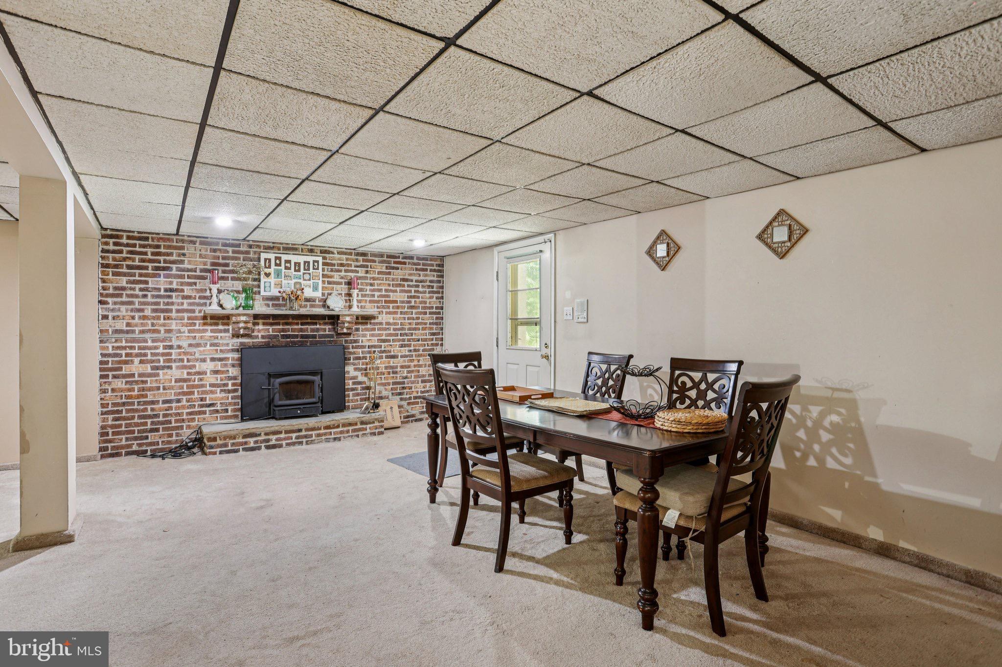 LUKENS ESTATE - Residential