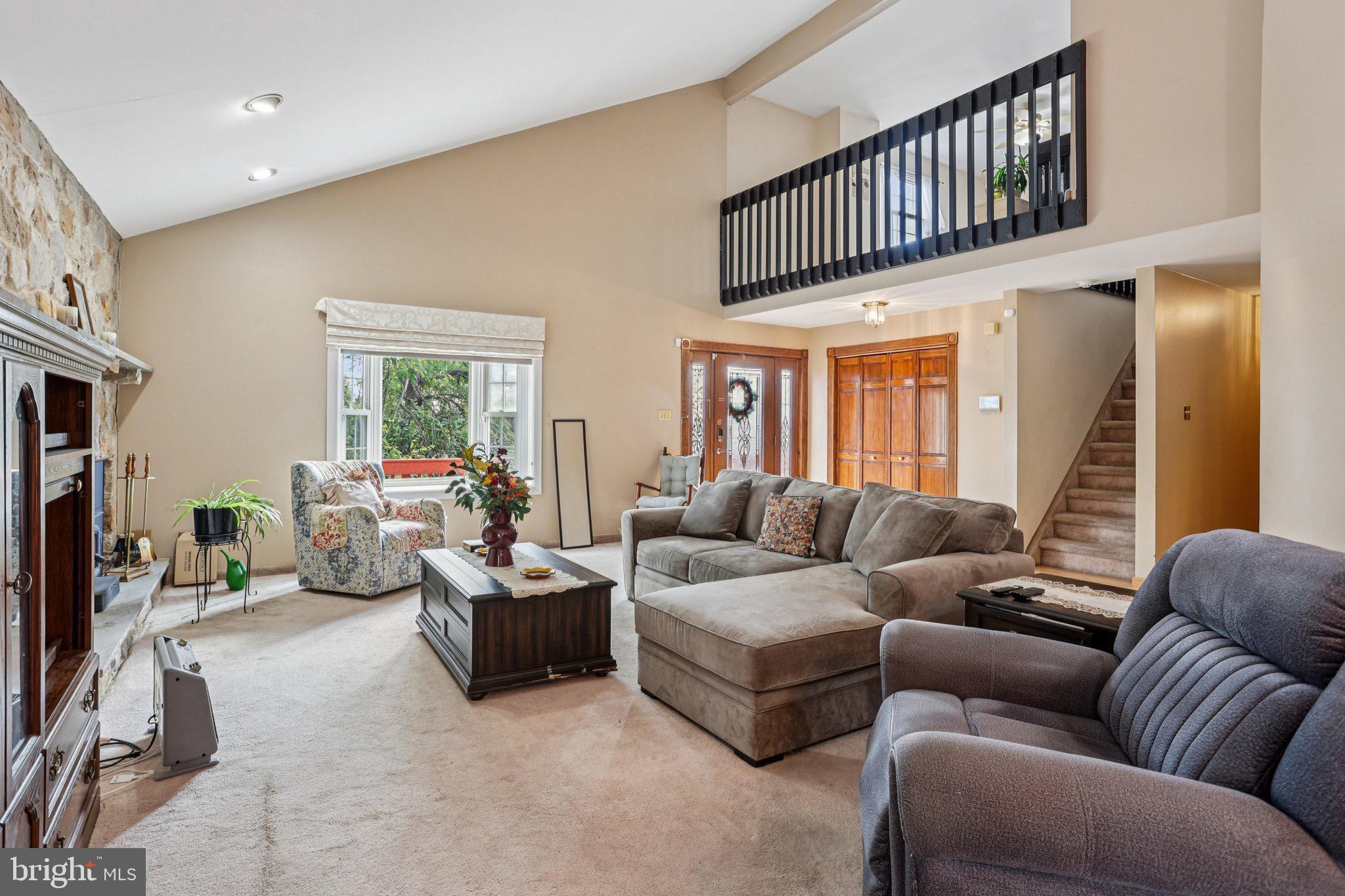 LUKENS ESTATE - Residential