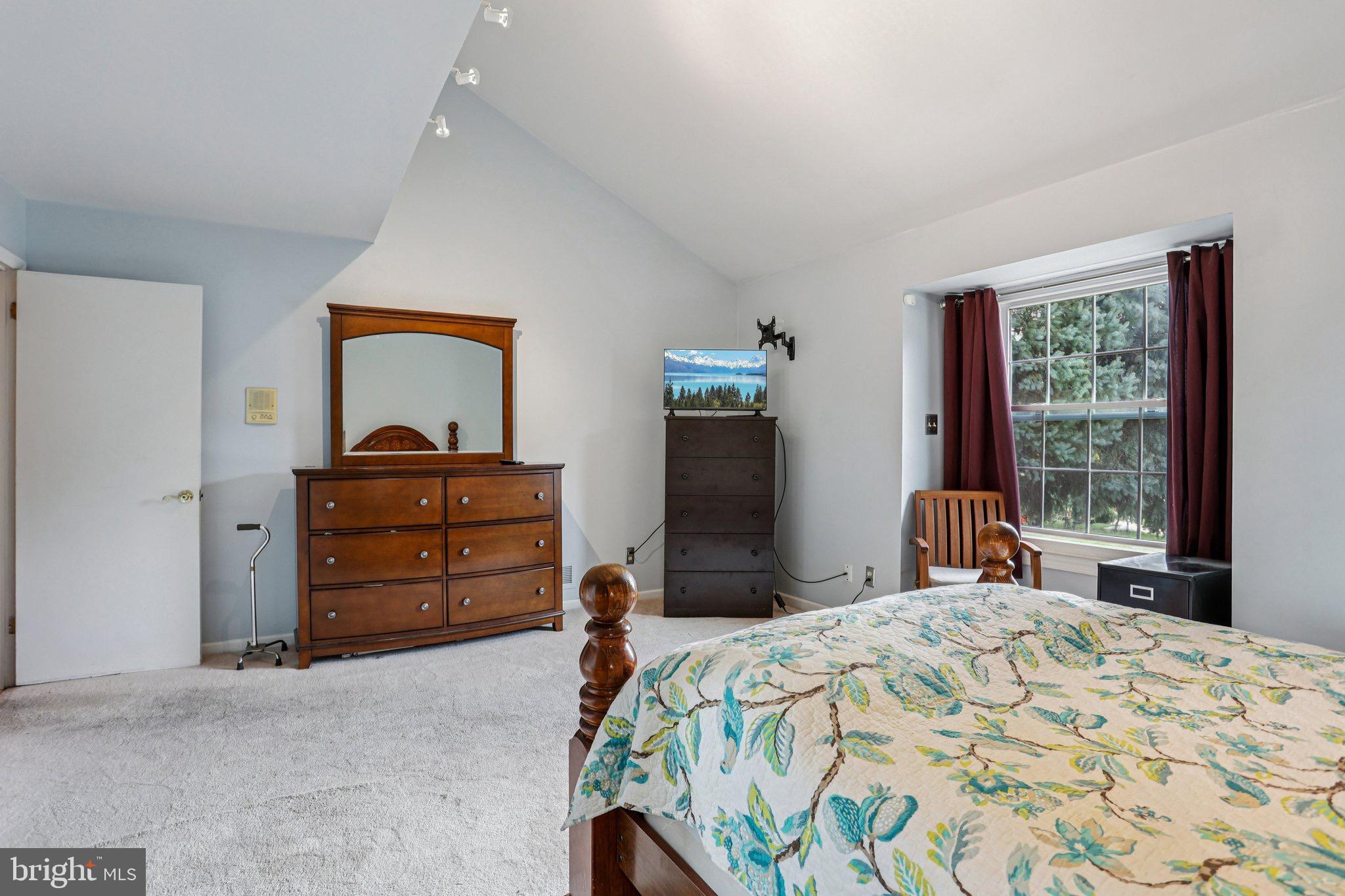 LUKENS ESTATE - Residential