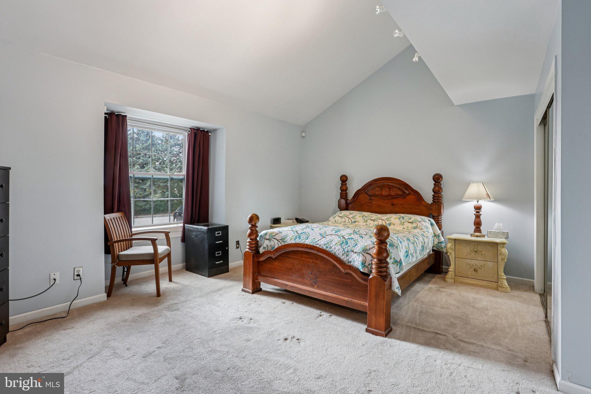 LUKENS ESTATE - Residential