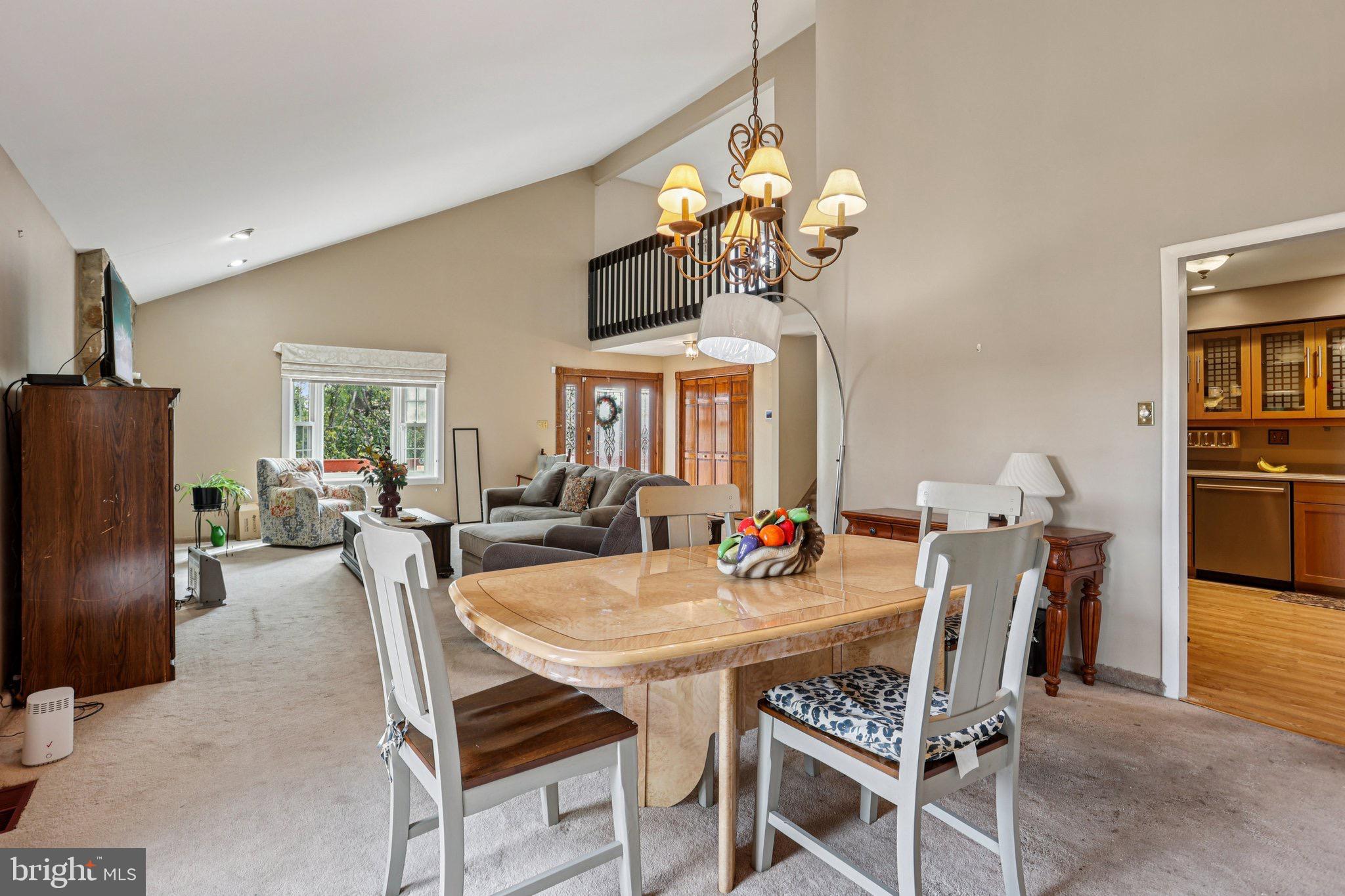 LUKENS ESTATE - Residential