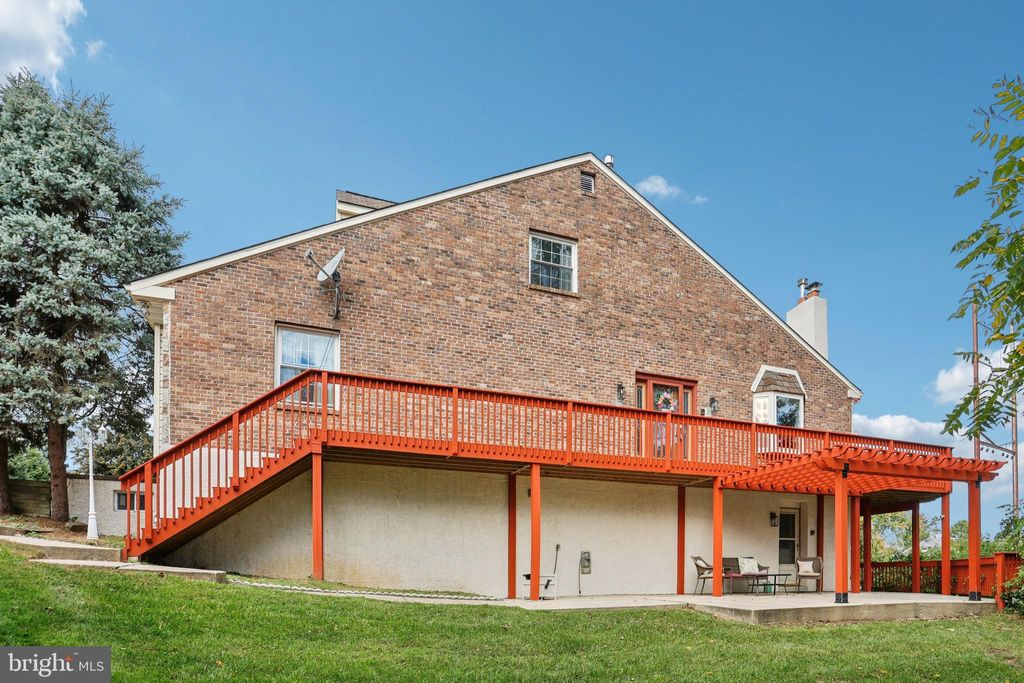 Photo of 917 Saint Joseph Drive, UPPER DARBY, PA 19082 (MLS # PADE2102786)
