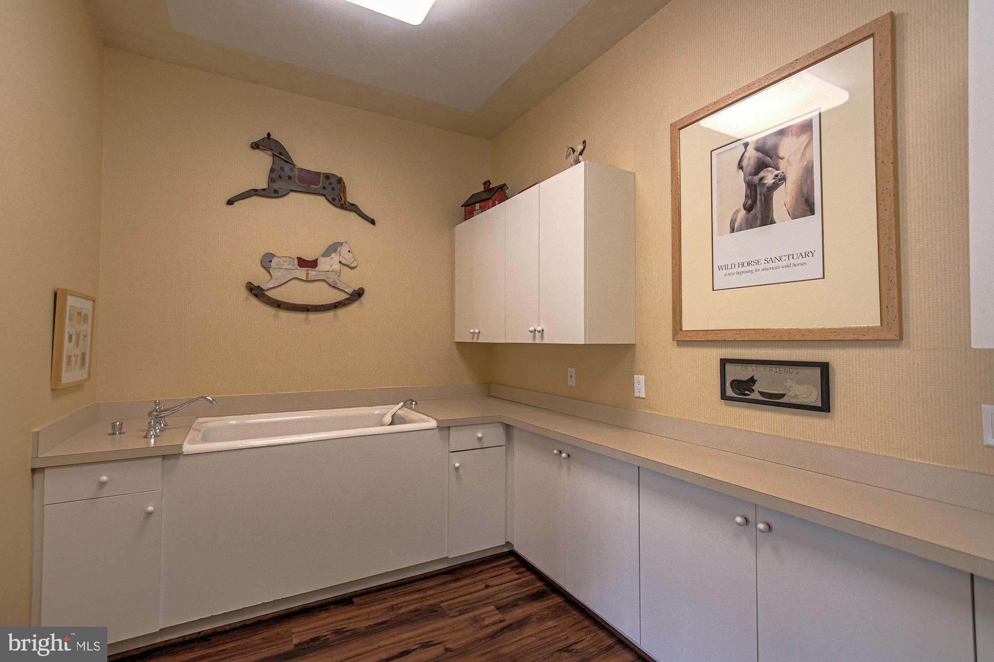 DARNESTOWN OUTSIDE - Residential