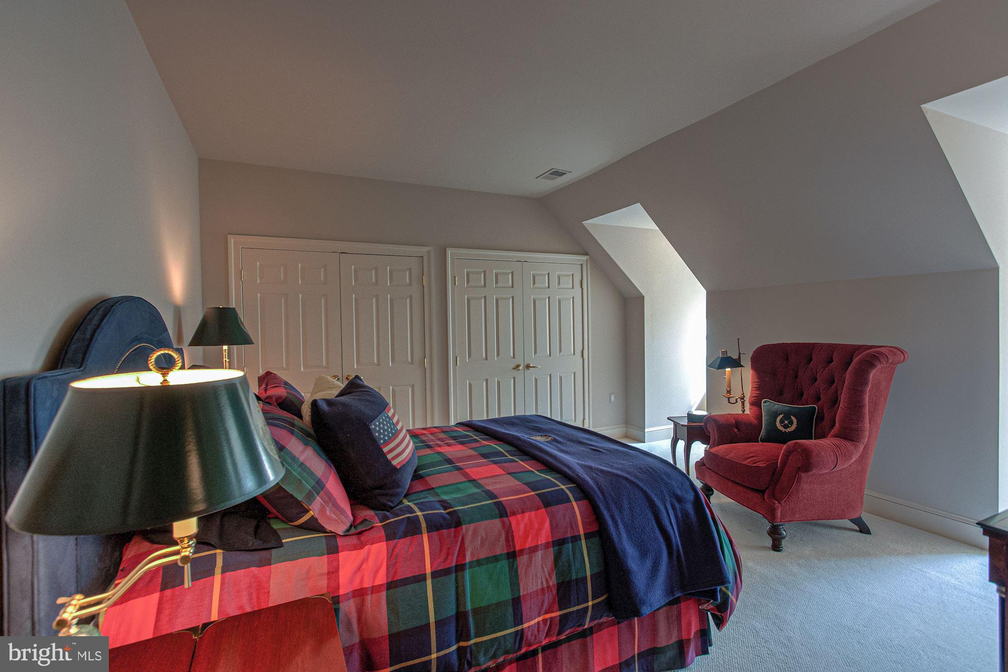 DARNESTOWN OUTSIDE - Residential