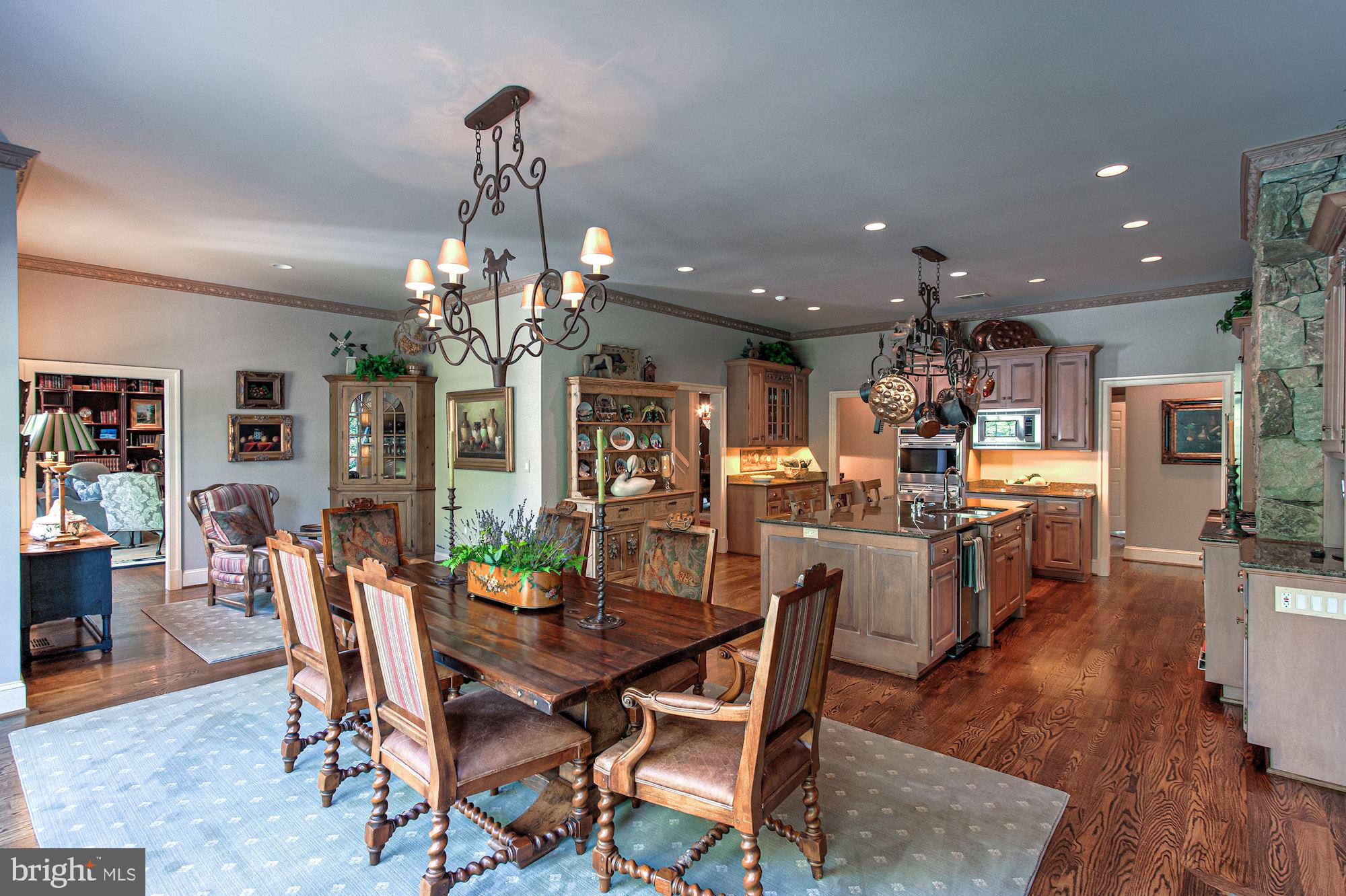 DARNESTOWN OUTSIDE - Residential