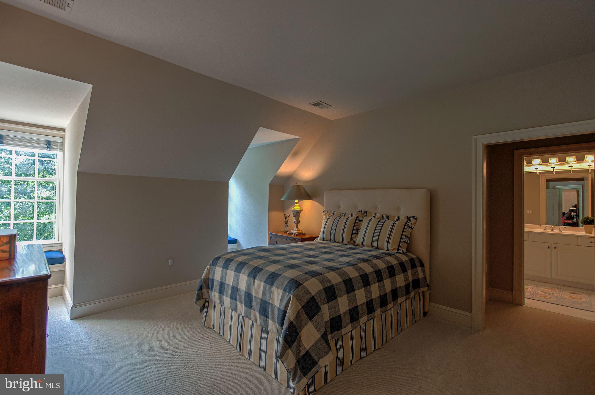 DARNESTOWN OUTSIDE - Residential