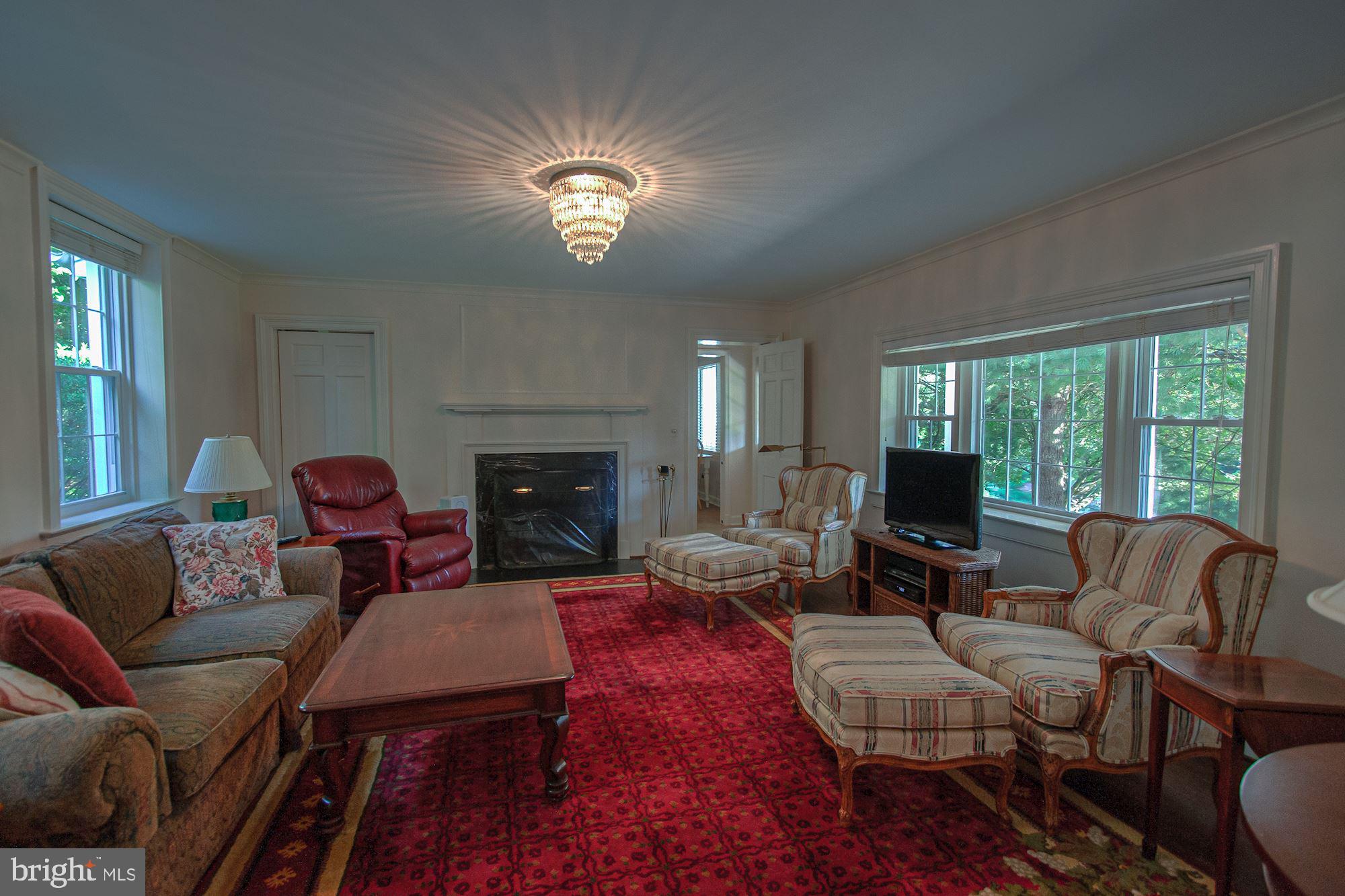 DARNESTOWN OUTSIDE - Residential