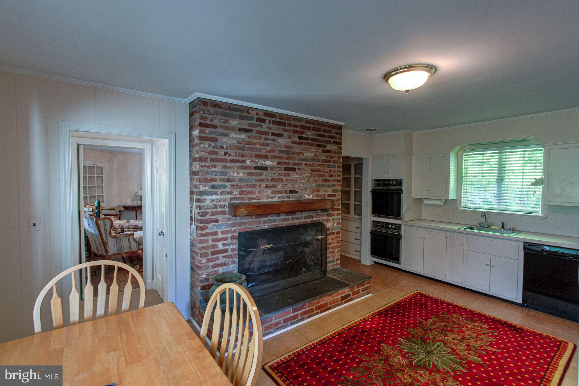 DARNESTOWN OUTSIDE - Residential