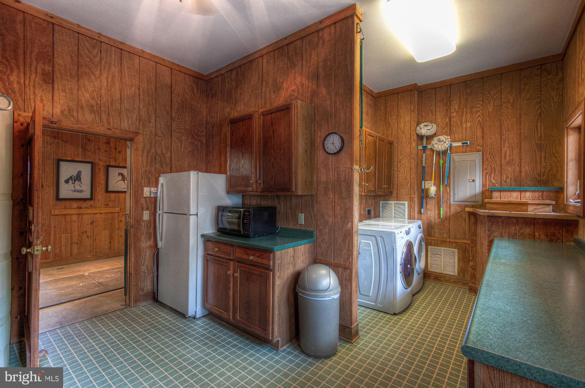 DARNESTOWN OUTSIDE - Residential