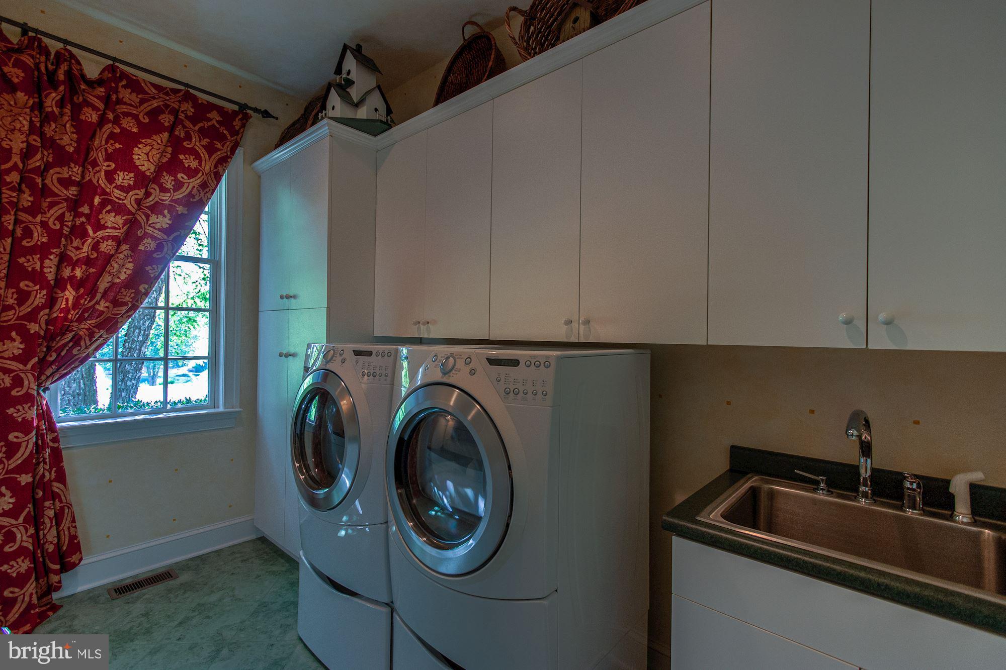 DARNESTOWN OUTSIDE - Residential