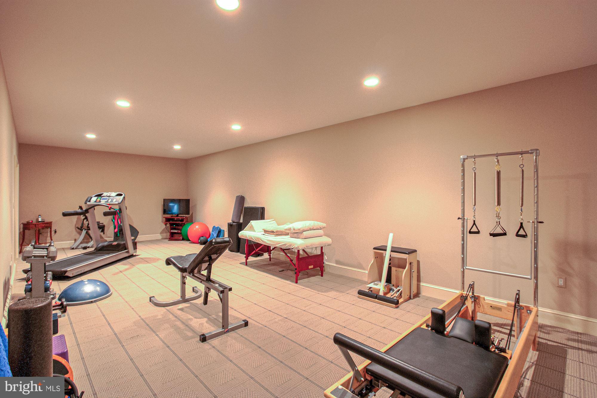 DARNESTOWN OUTSIDE - Residential