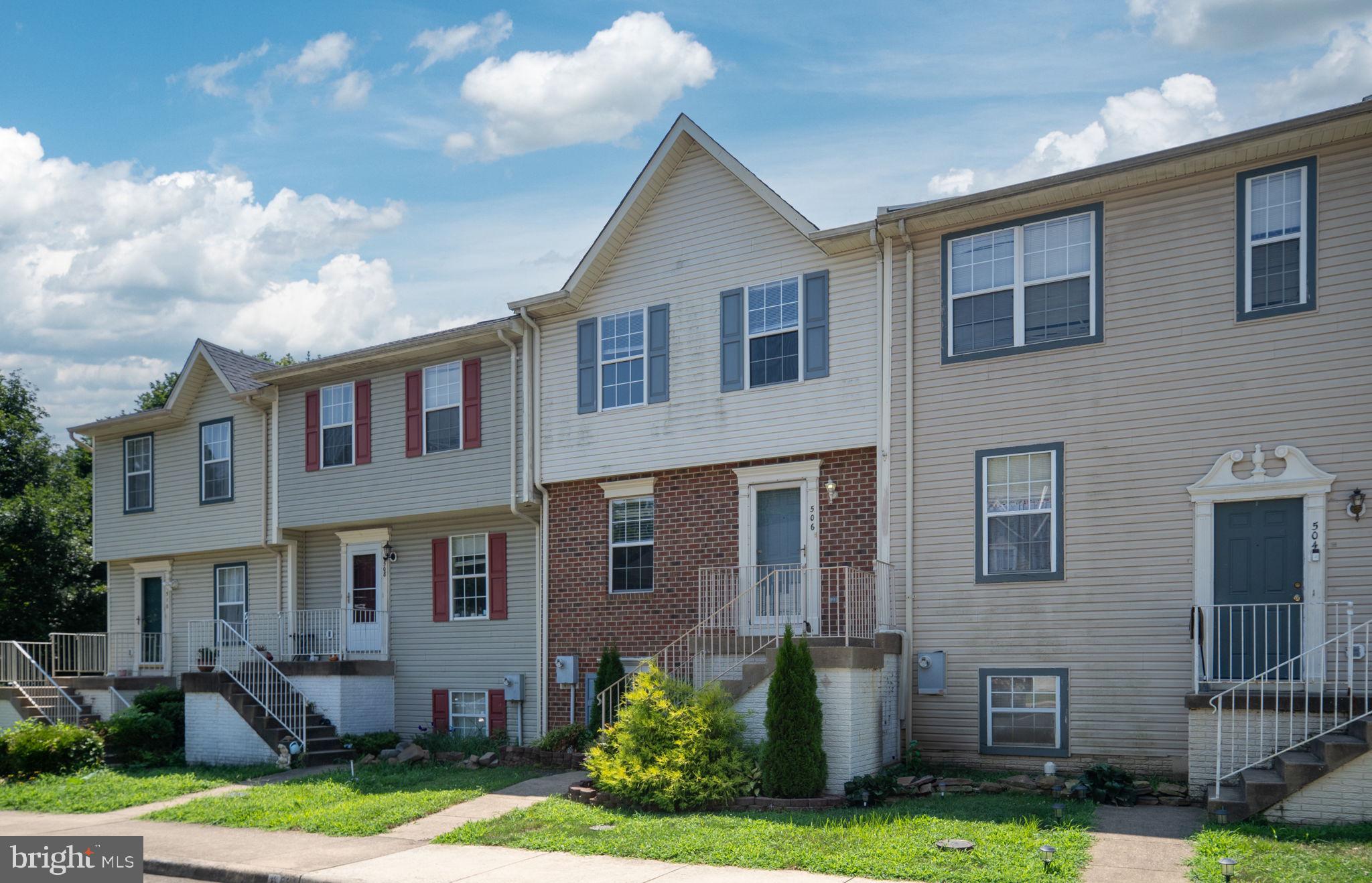 506 MEWS COURT