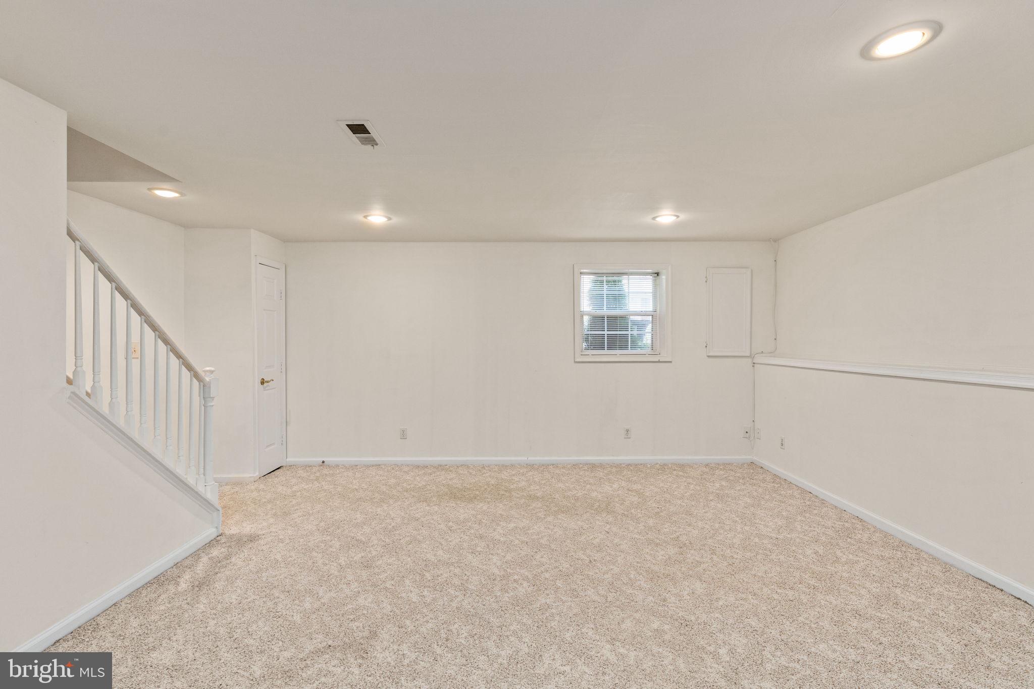 STAFFORD MEWS - Residential