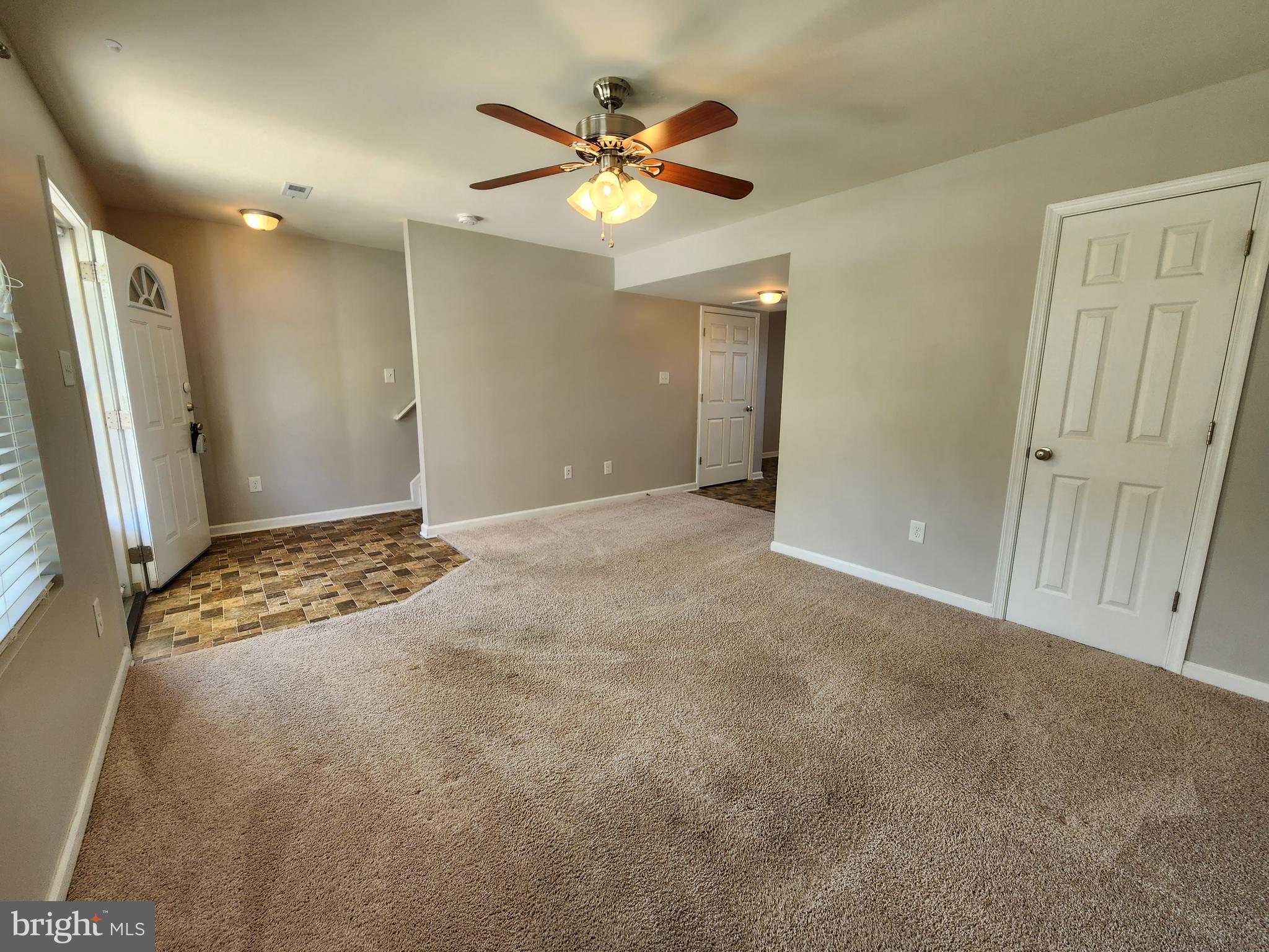 INWOOD VILLAGE - Residential