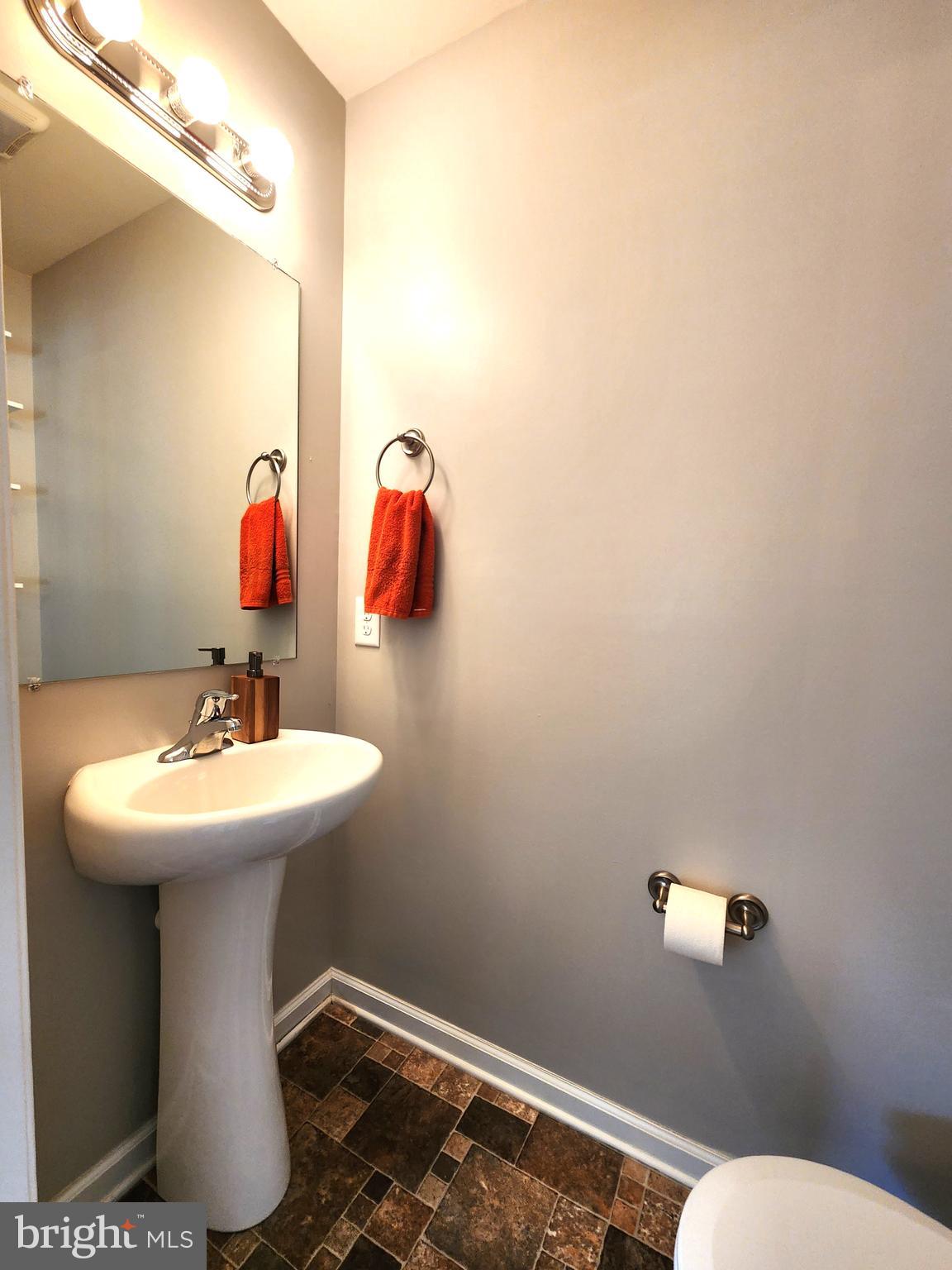 INWOOD VILLAGE - Residential