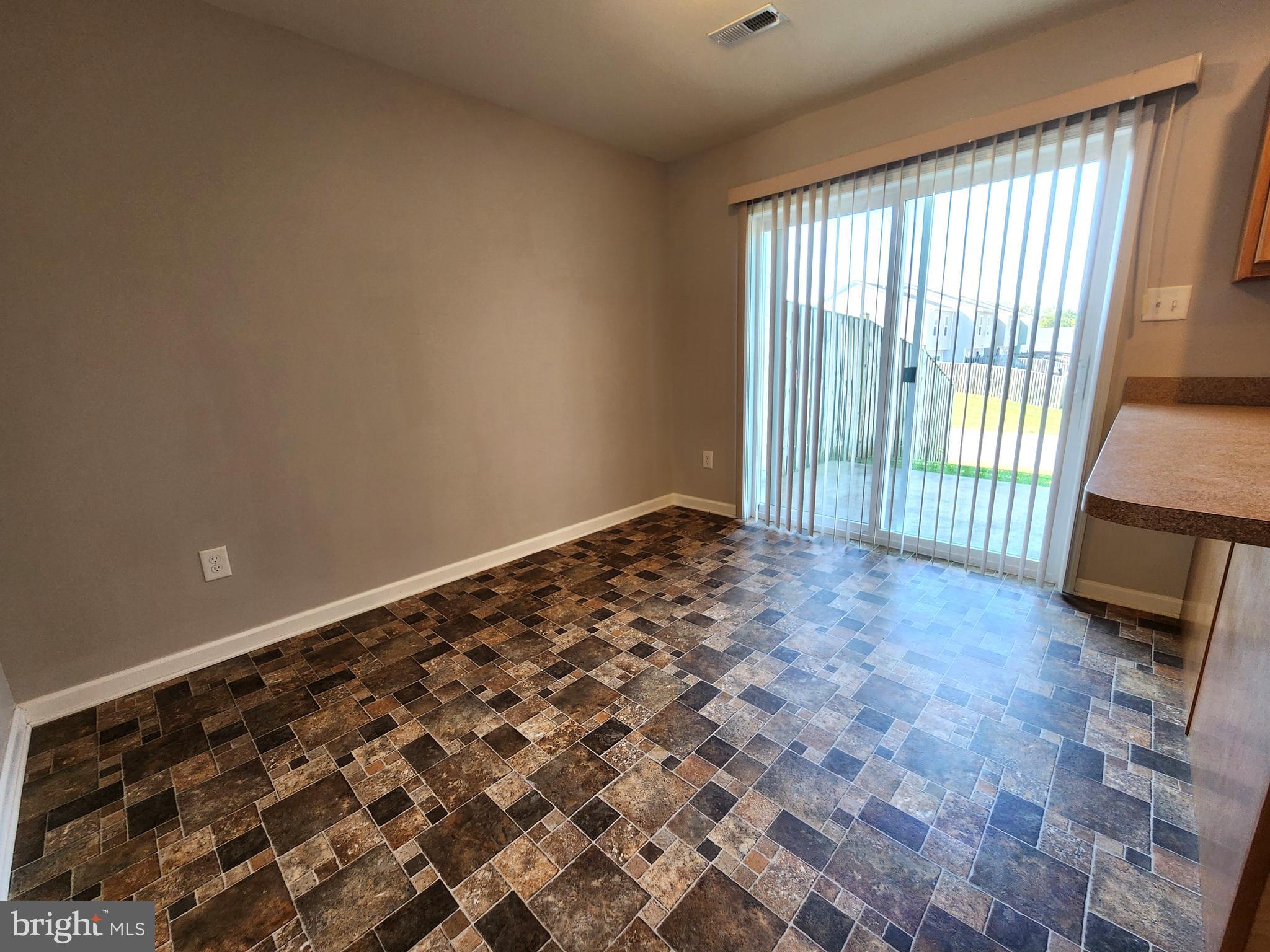 INWOOD VILLAGE - Residential