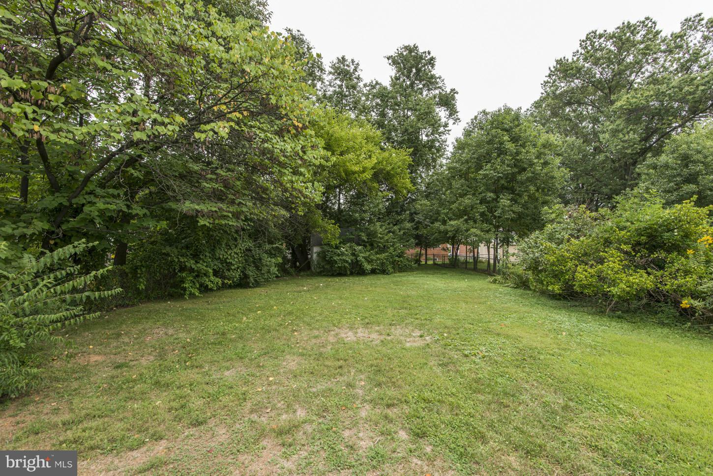 BERKSHIRE OAKWOOD - Residential