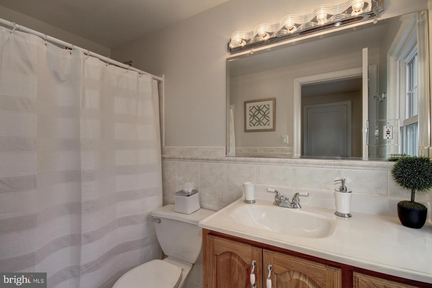 BERKSHIRE OAKWOOD - Residential