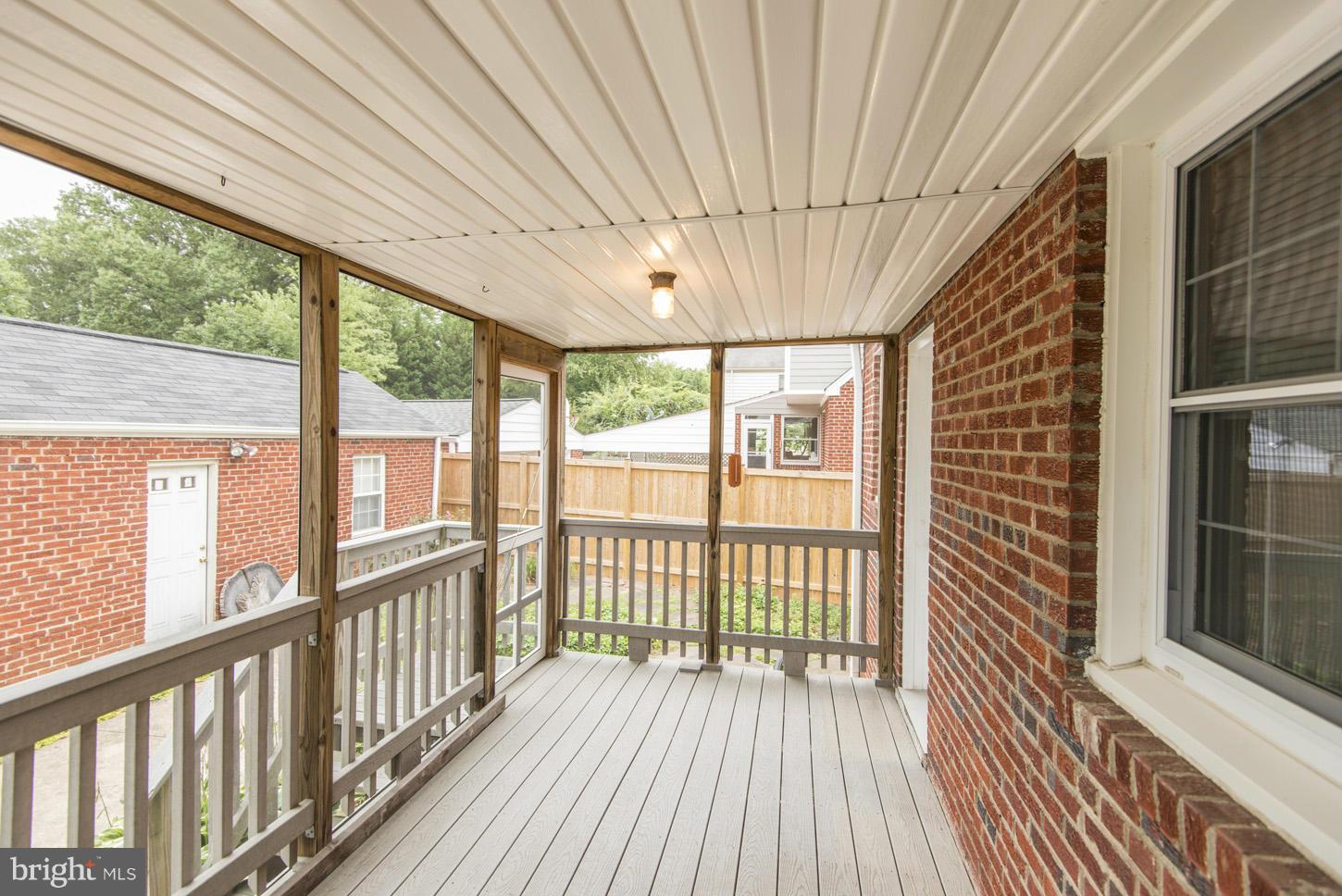 BERKSHIRE OAKWOOD - Residential