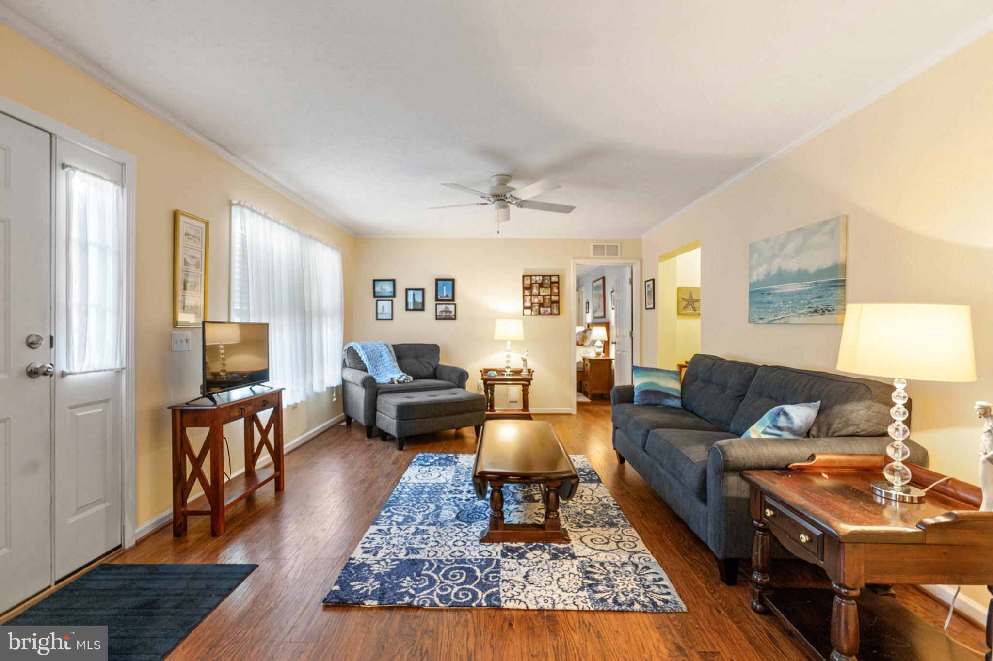 ANGOLA BEACH - Residential