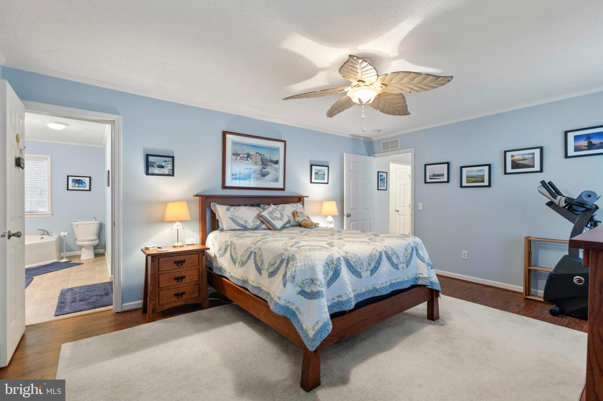 ANGOLA BEACH - Residential