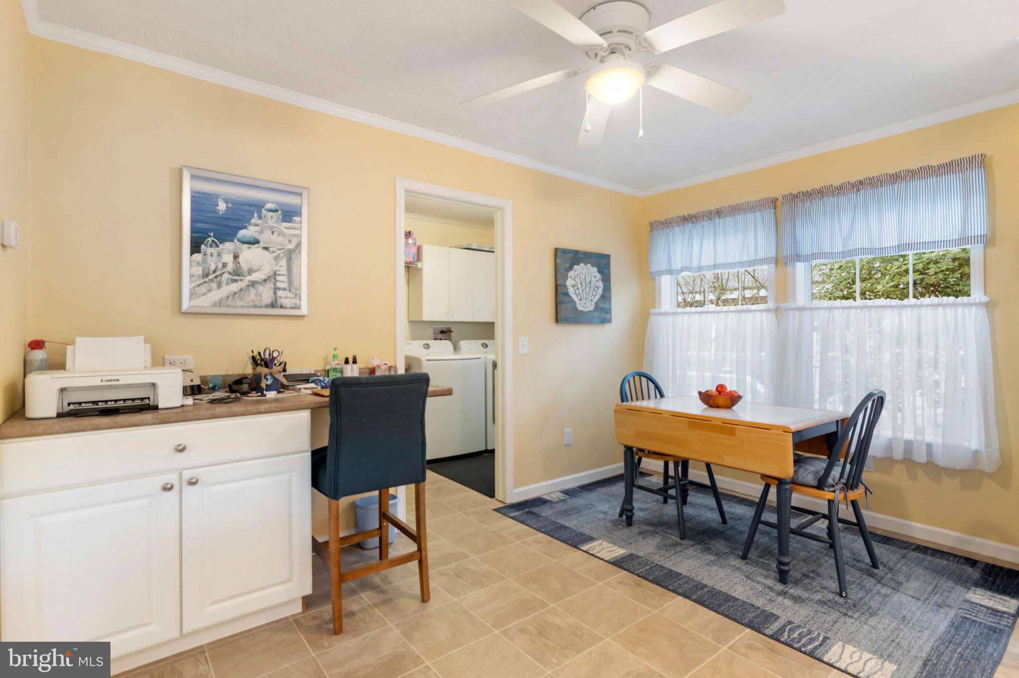 ANGOLA BEACH - Residential