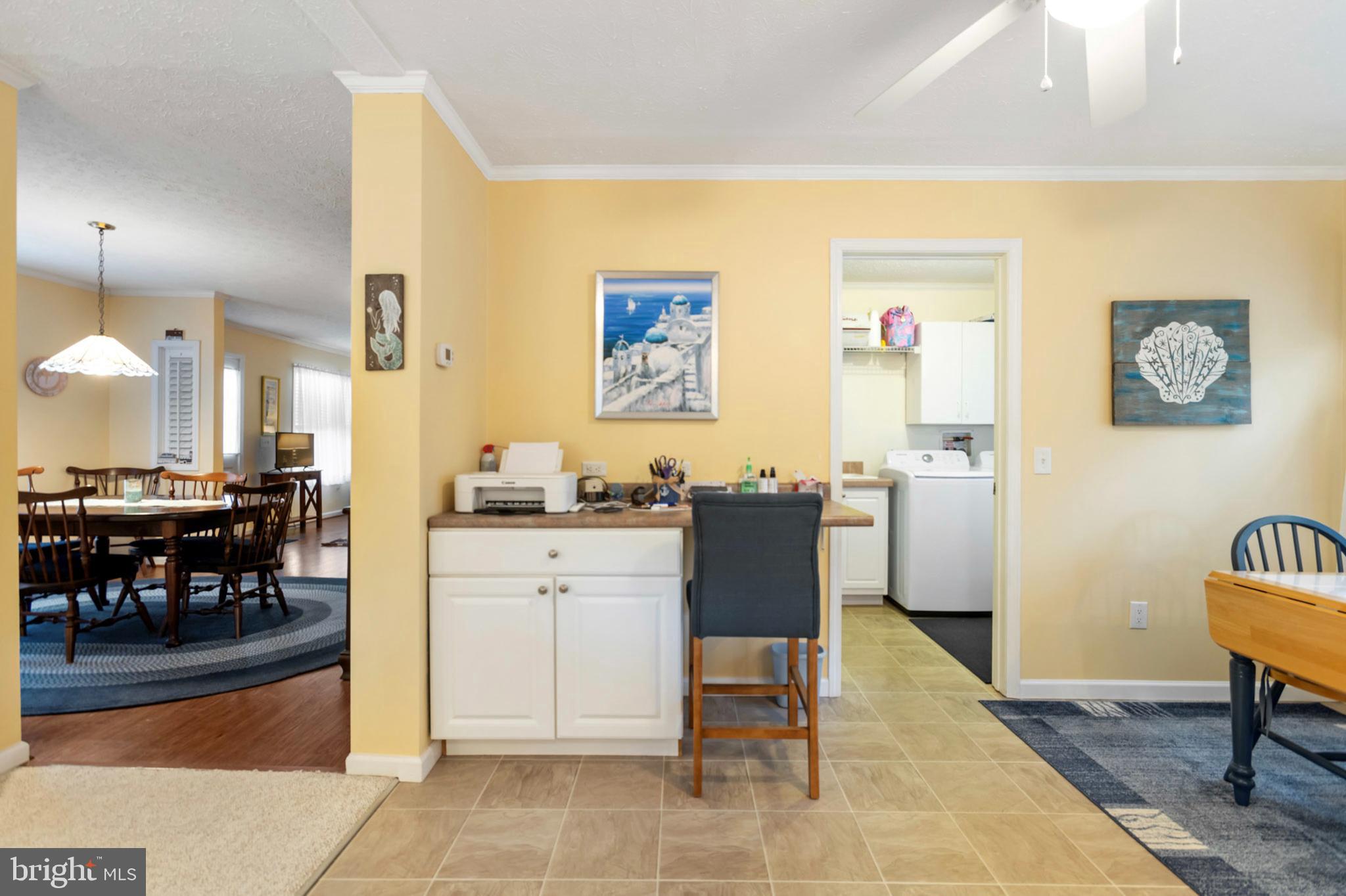 ANGOLA BEACH - Residential