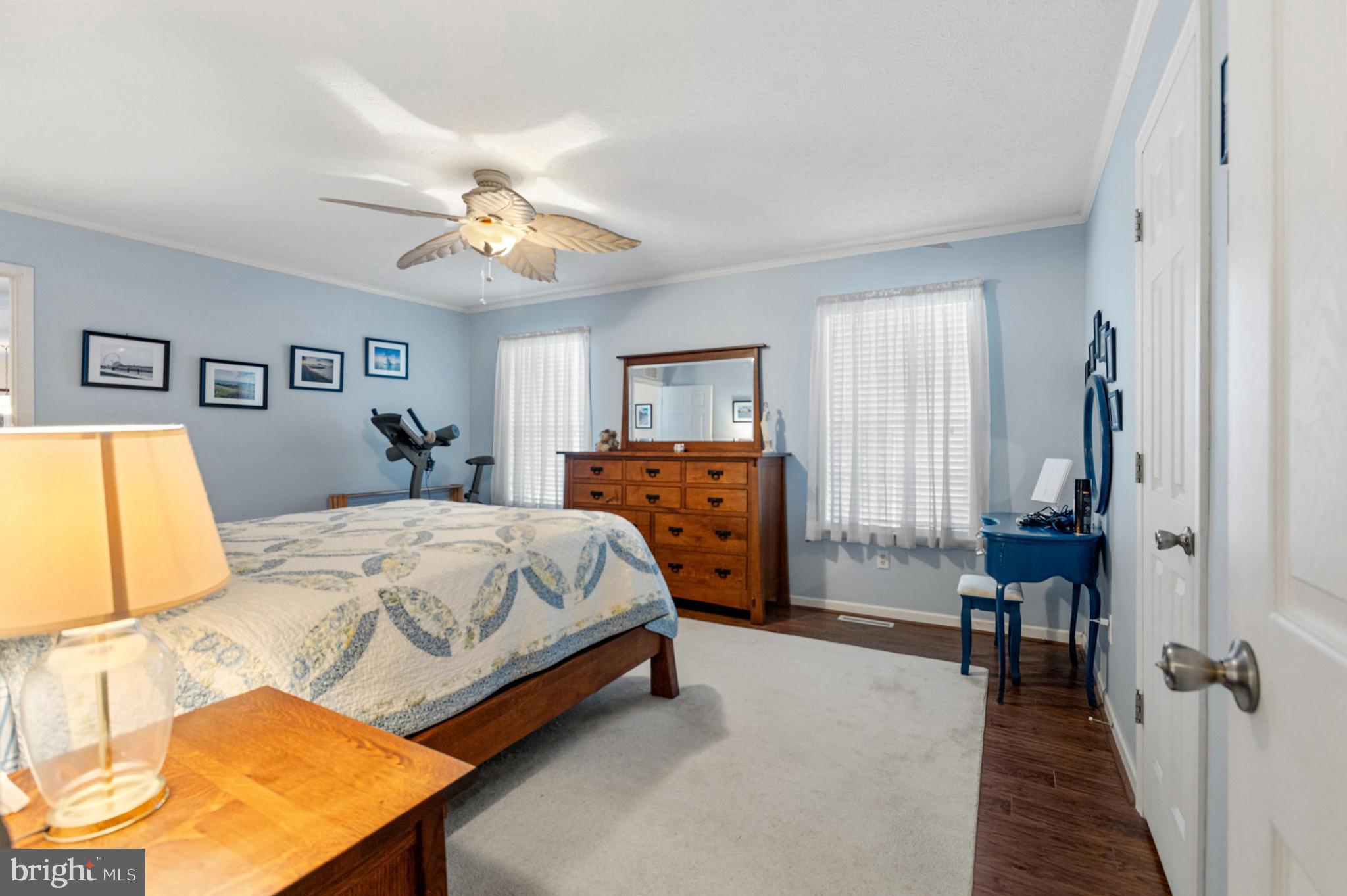 ANGOLA BEACH - Residential