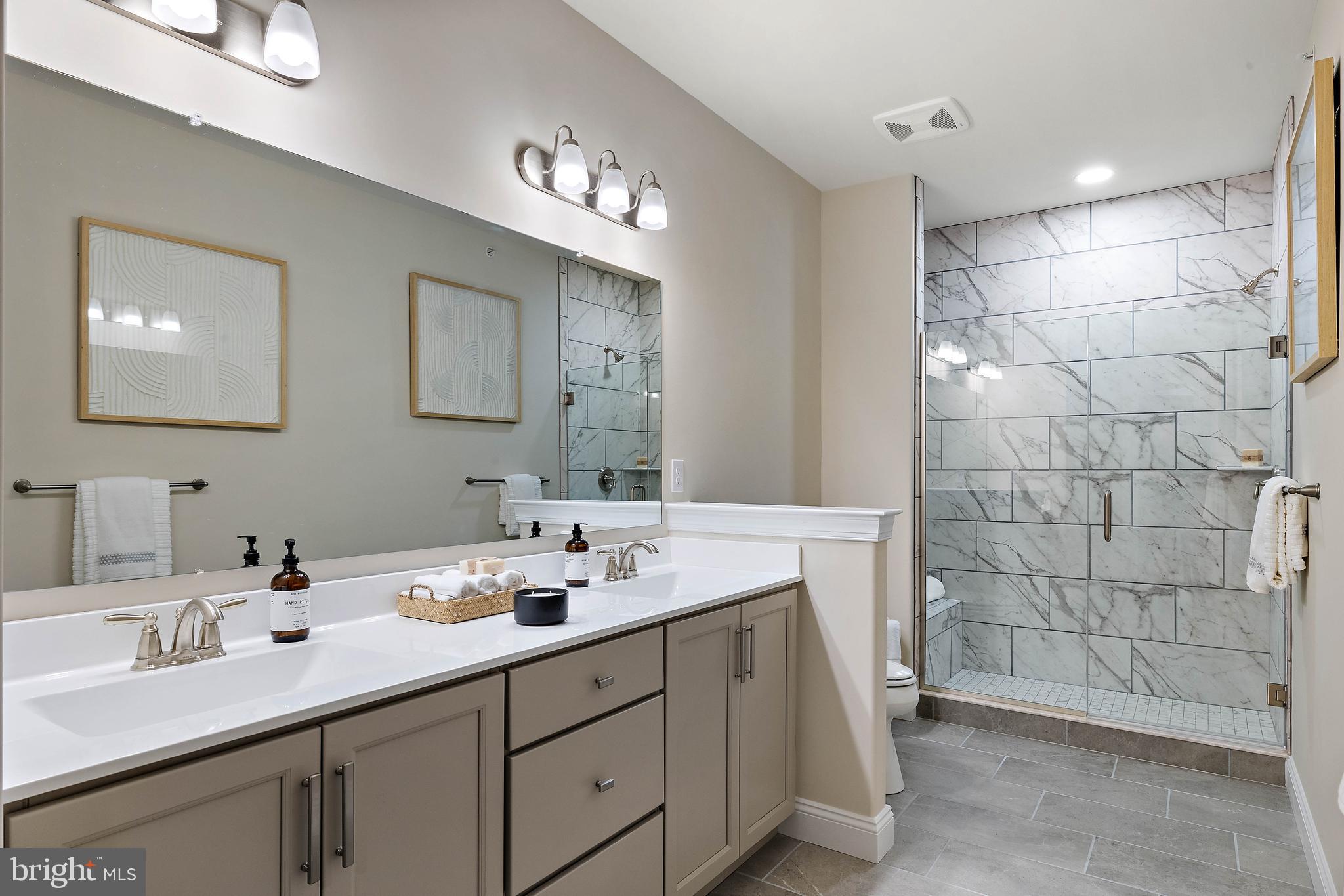 BRIAR CREEK - Residential