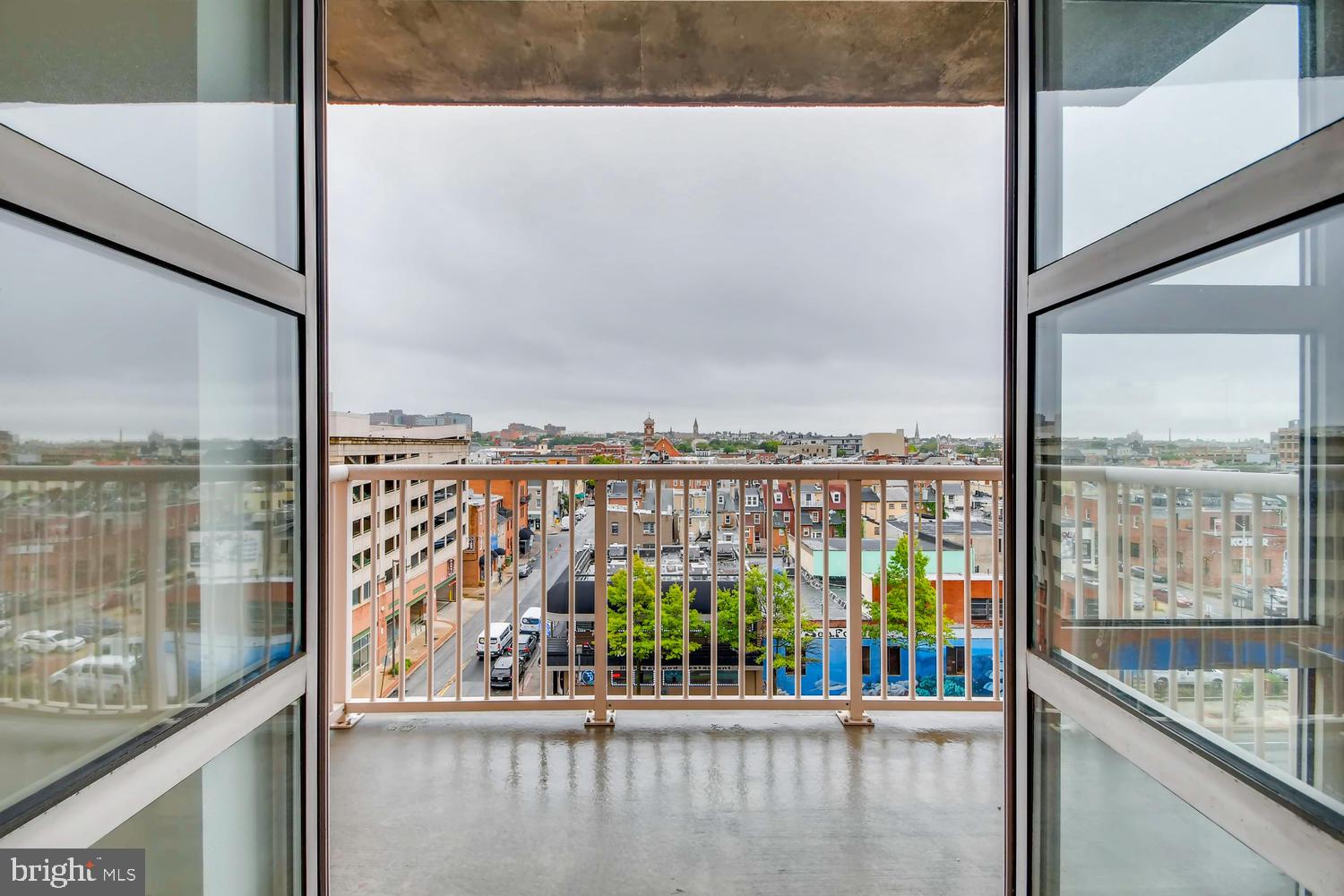 HARBOR EAST - Residential