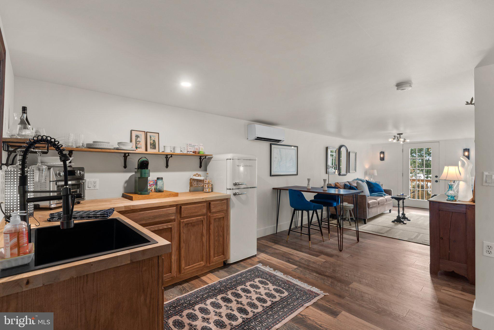 LOWER MAGOTHY BEACH - Residential