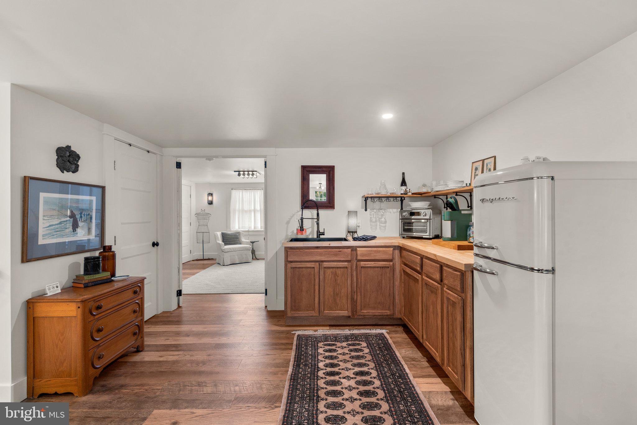 LOWER MAGOTHY BEACH - Residential