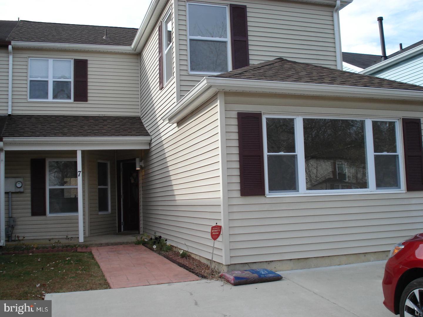 BIRCHES WEST - Residential Lease