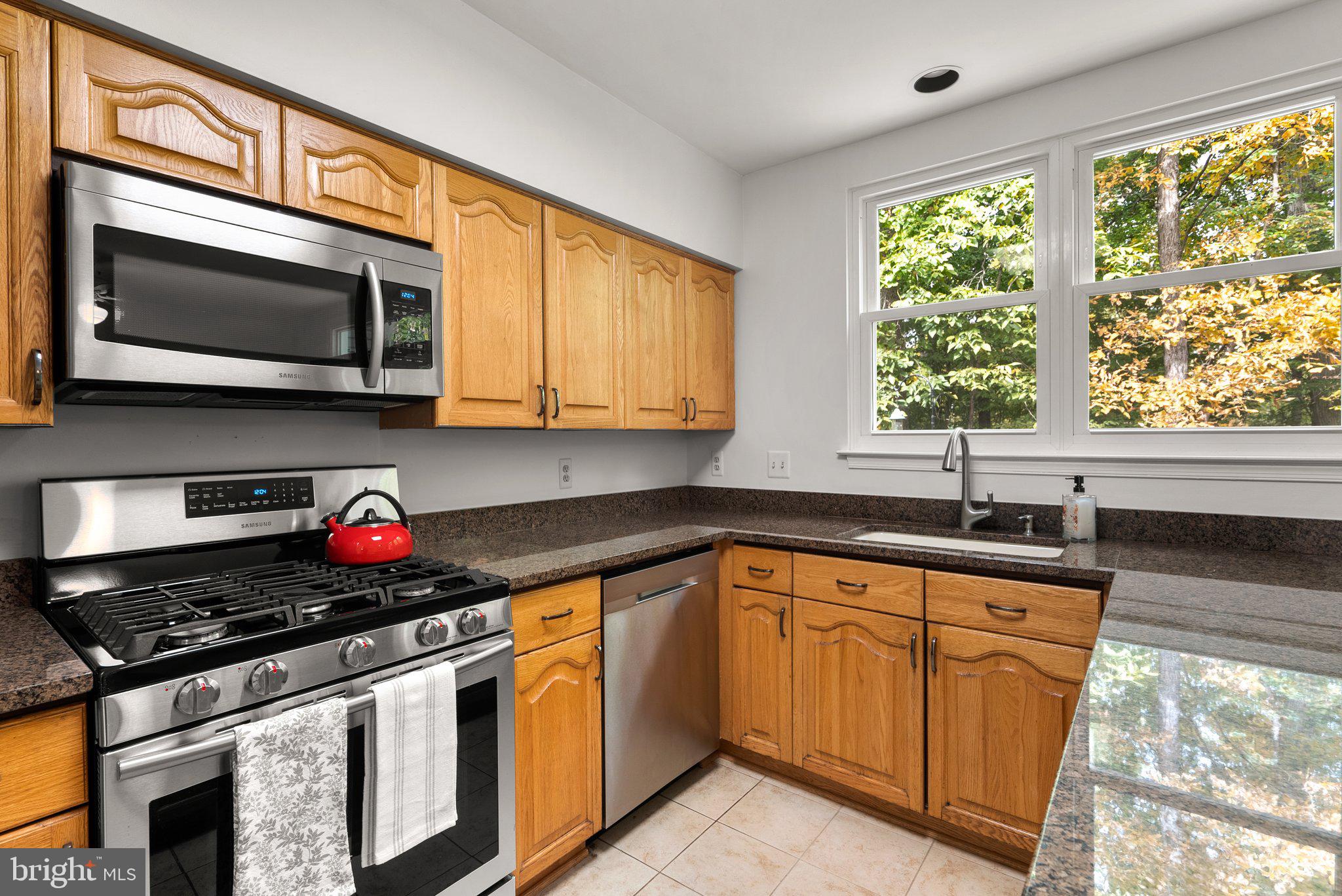 HALLOWELL - Residential