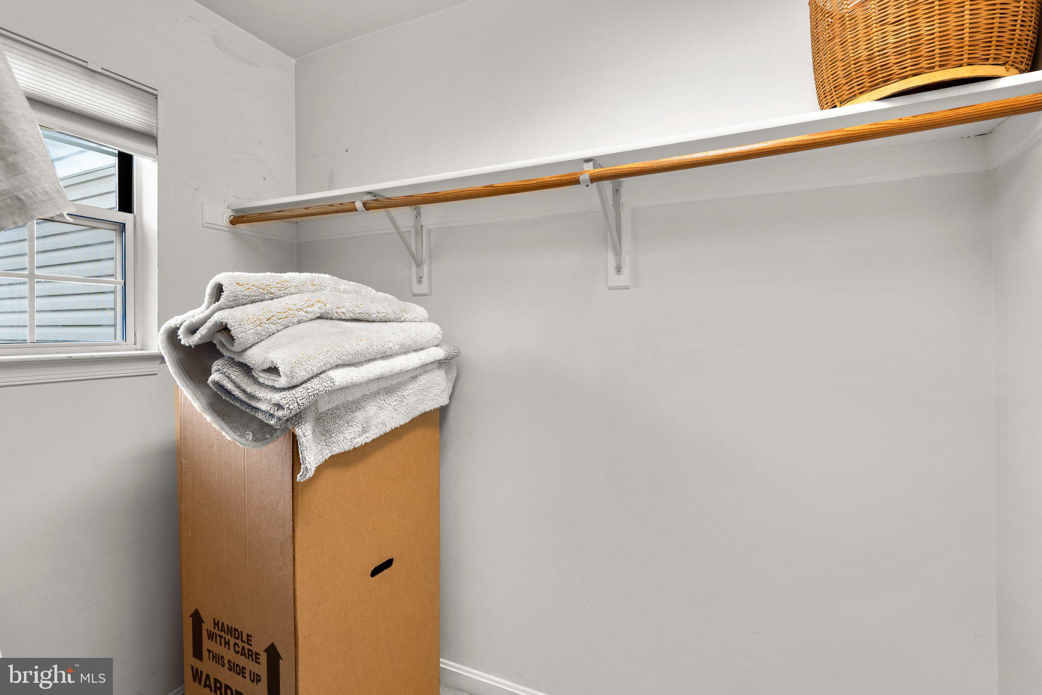 HALLOWELL - Residential