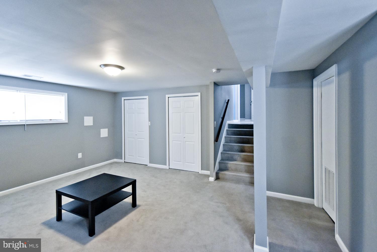 WATERFORD - Residential Lease