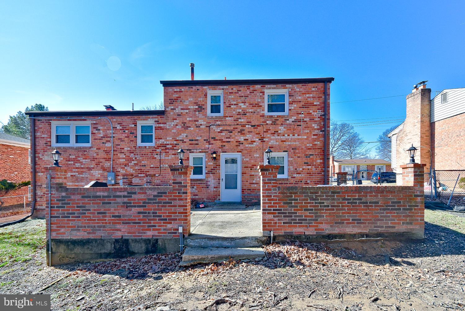 WATERFORD - Residential Lease