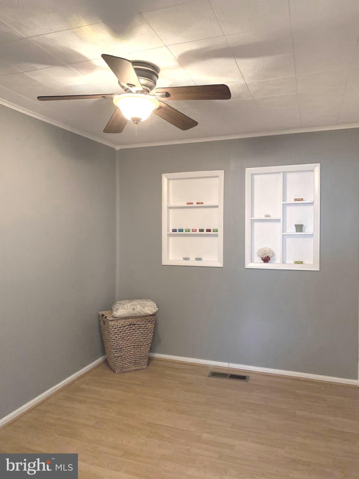 ROCKLAND - Residential