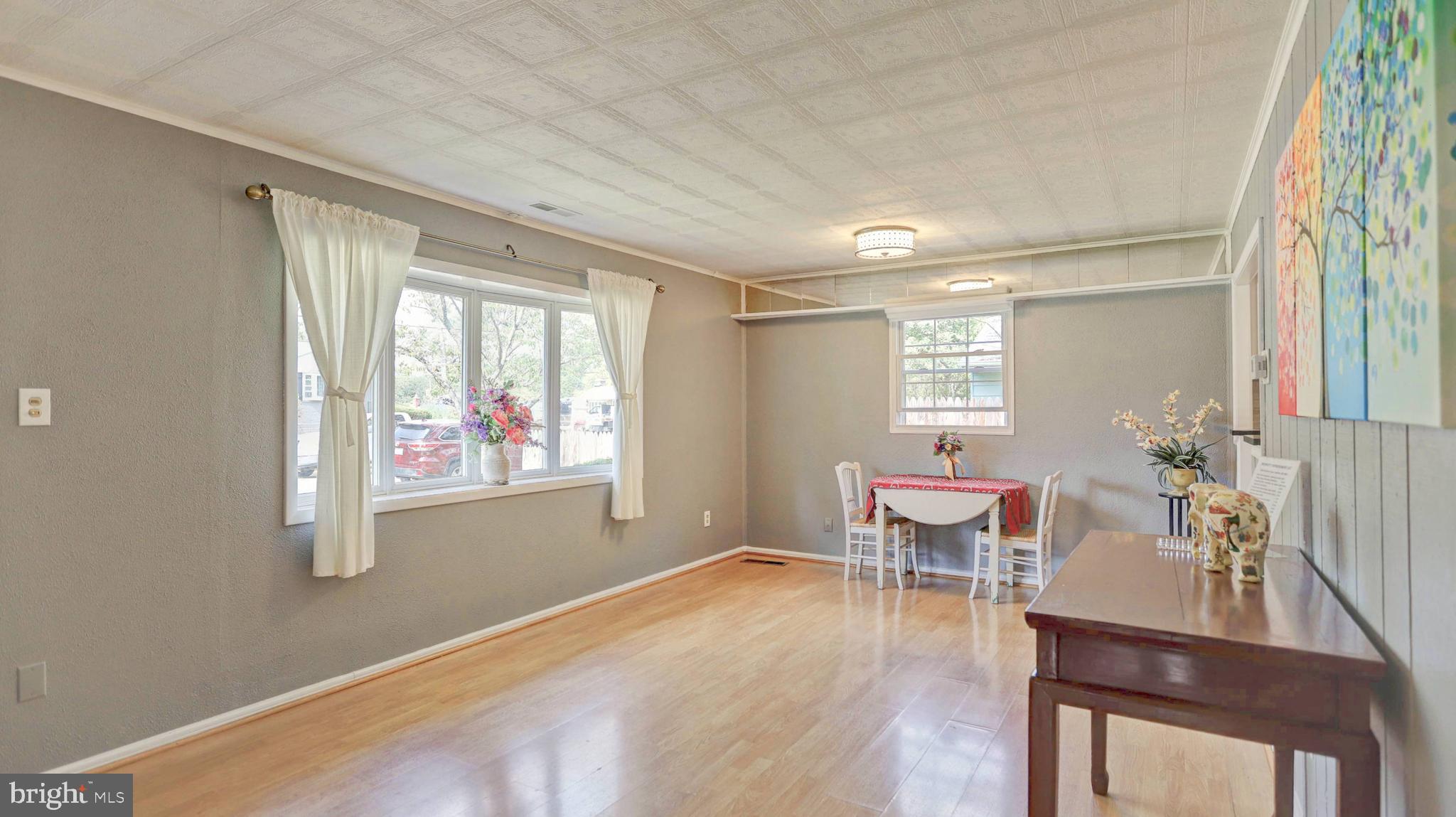 ROCKLAND - Residential