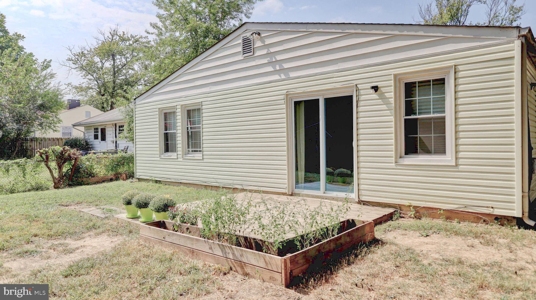 ROCKLAND - Residential