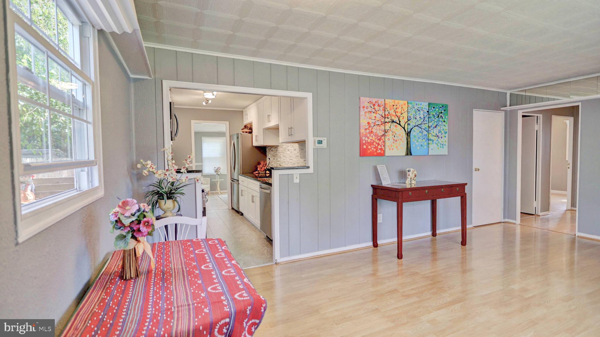 ROCKLAND - Residential