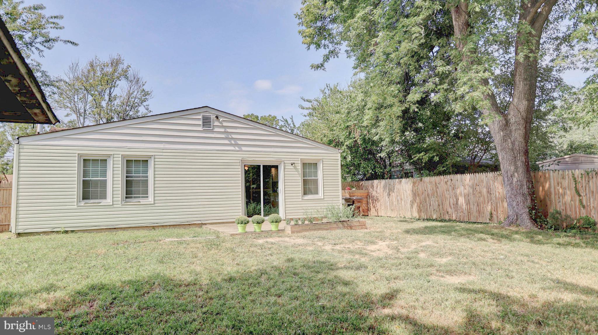 ROCKLAND - Residential