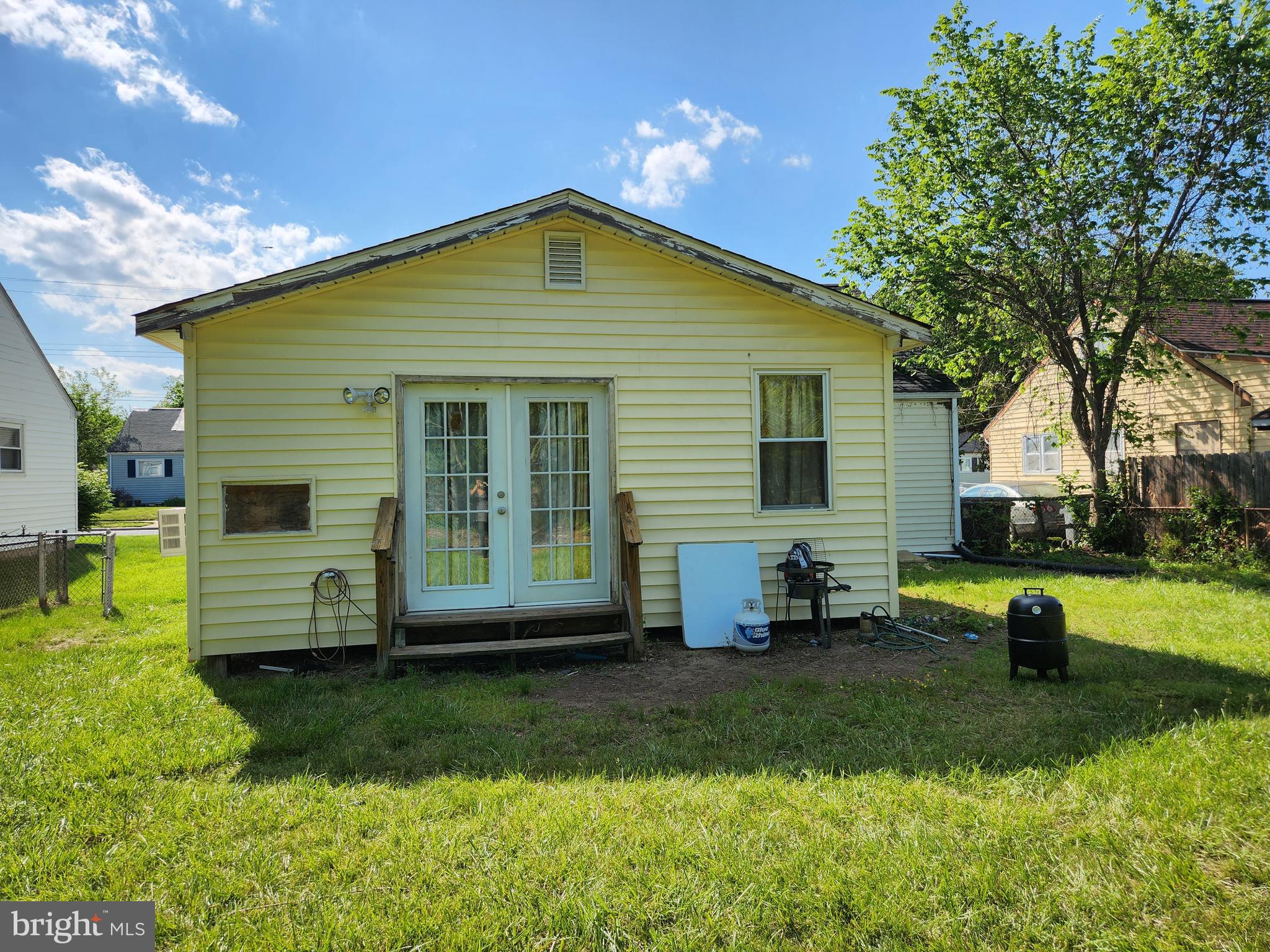 NORTH FORESTVILLE - Residential