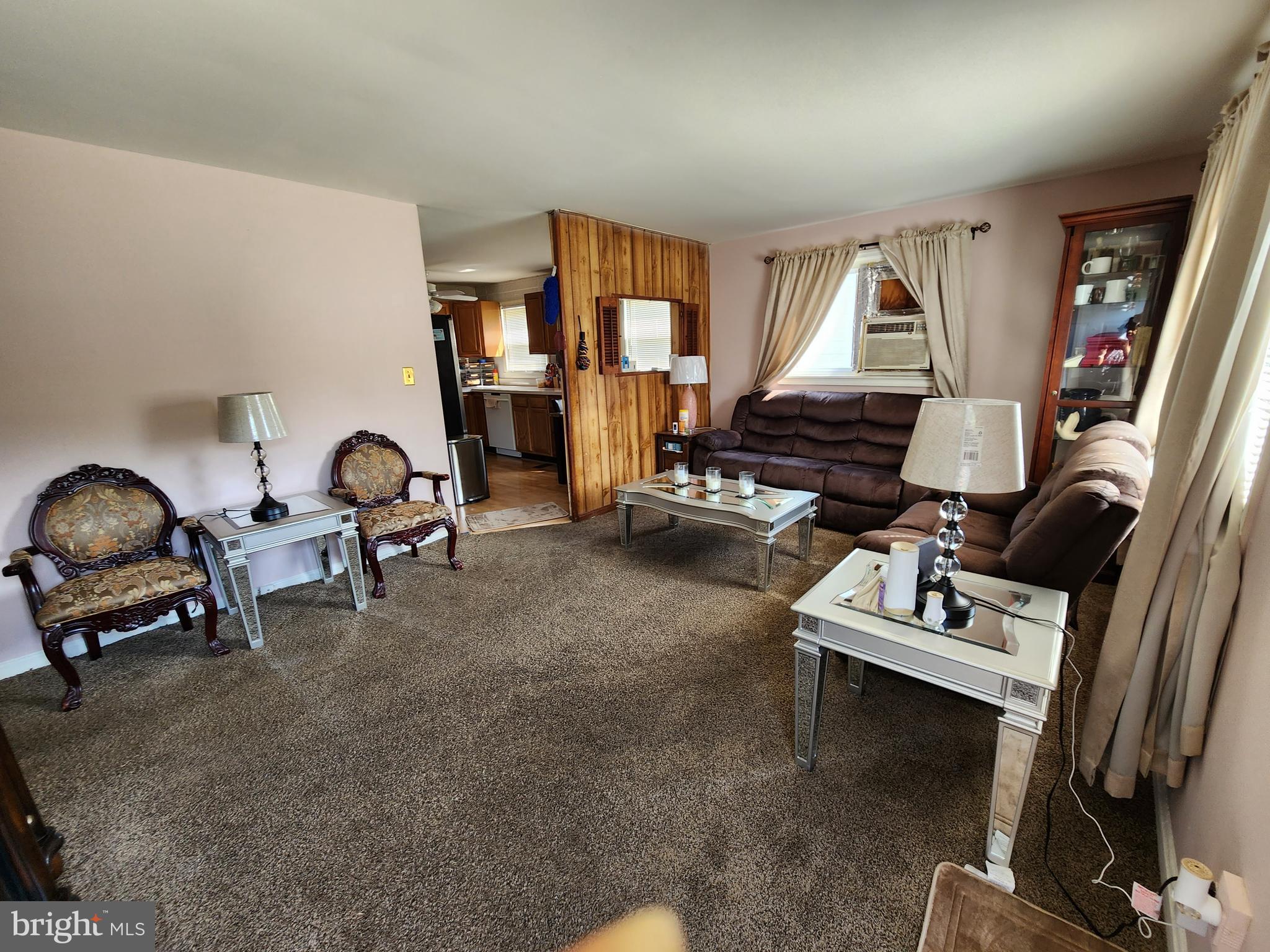 NORTH FORESTVILLE - Residential