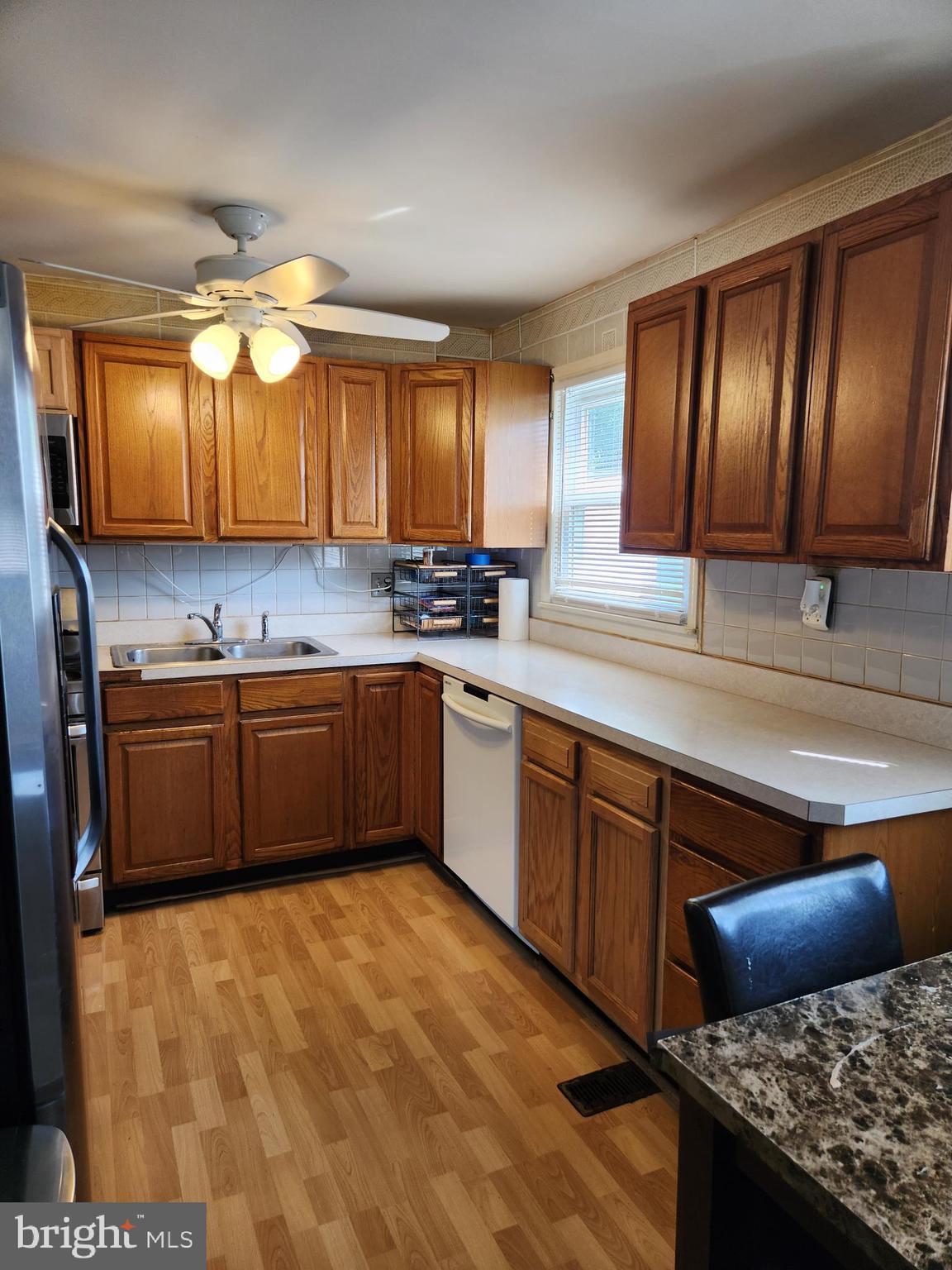 NORTH FORESTVILLE - Residential